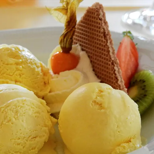 Kiwi amarillo - Delicies l'Avinguda-Terrassa - 3 Foto