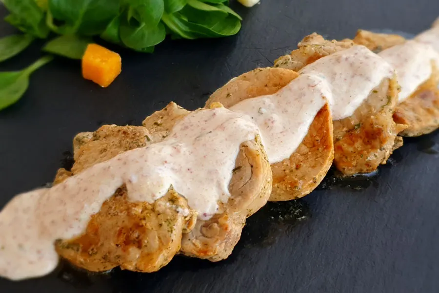 Foto 3 Solomillo en salsa de almendras